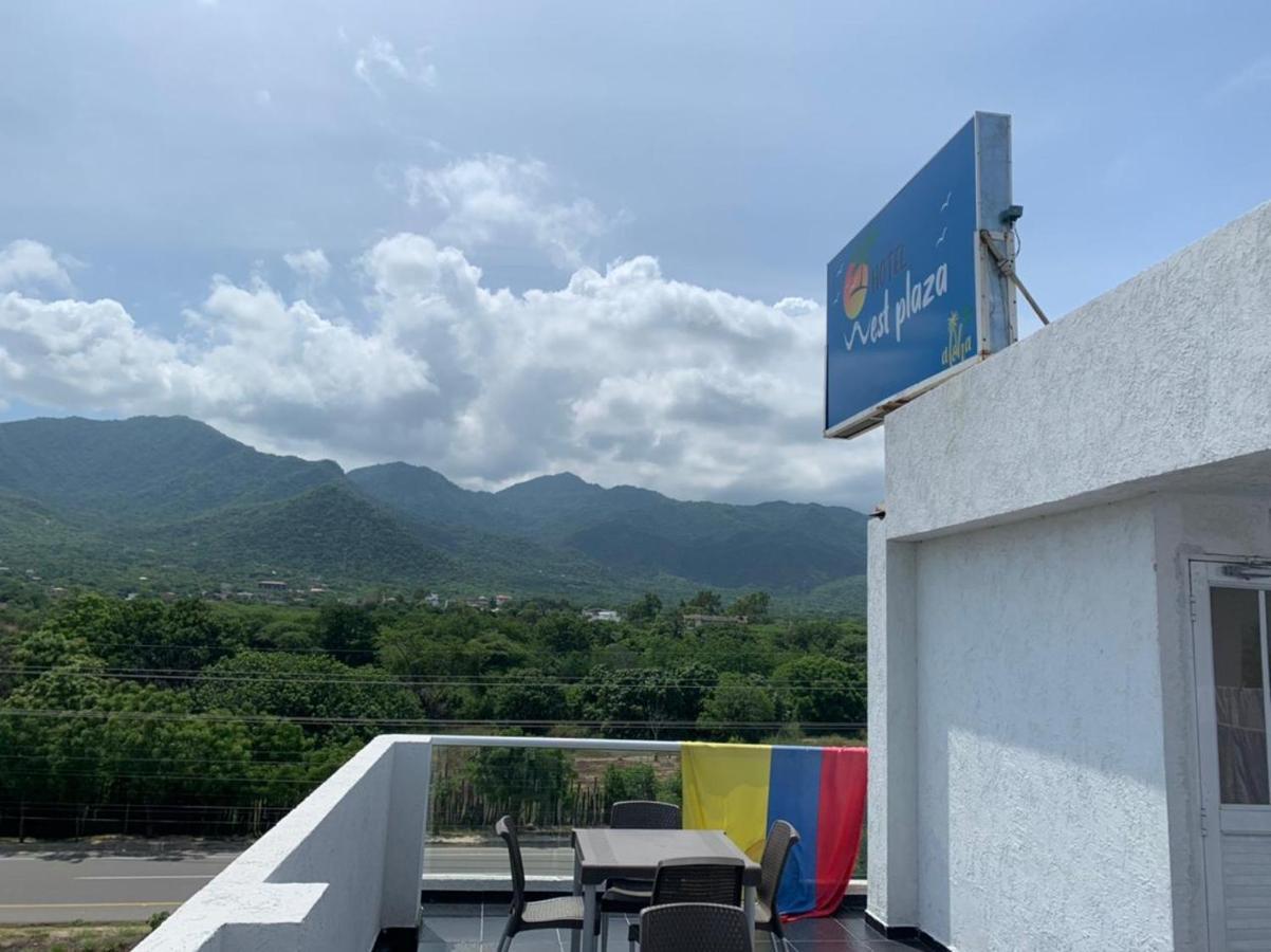 Hotel Cristales West Plaza *