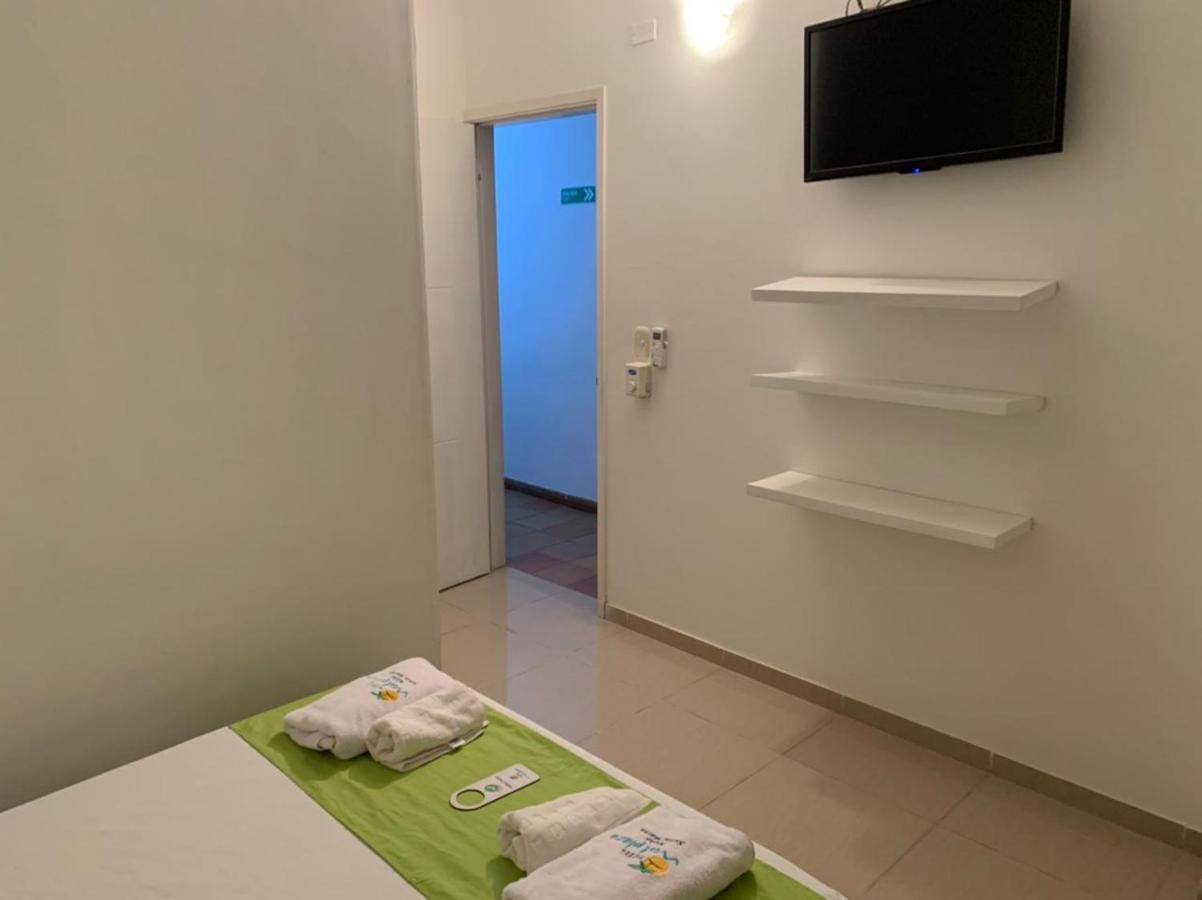 Hotel Cristales West Plaza *