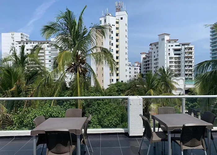 Hotel West Plaza